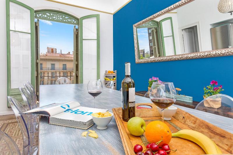 Central Suites Barcelona - image 16