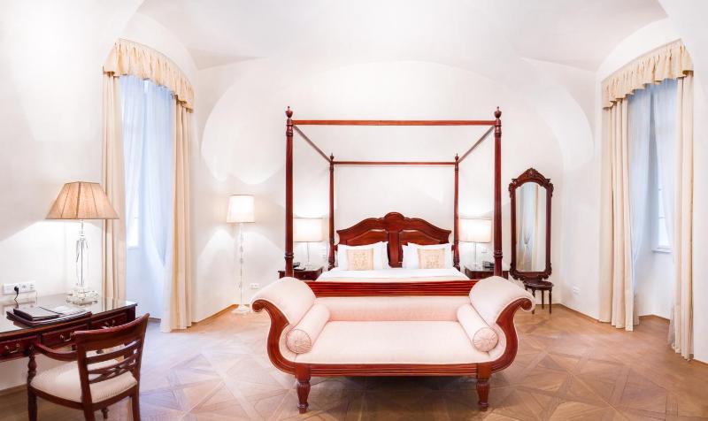 Junior Suite image 2