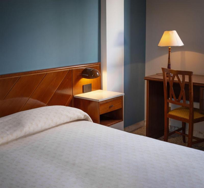 Economy Double Room - Ground Floor image 1