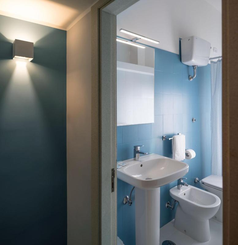 Economy Double Room - Ground Floor image 2
