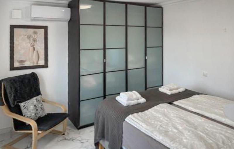 Beach Front Home In Las Lagunas De Mijas - image 31