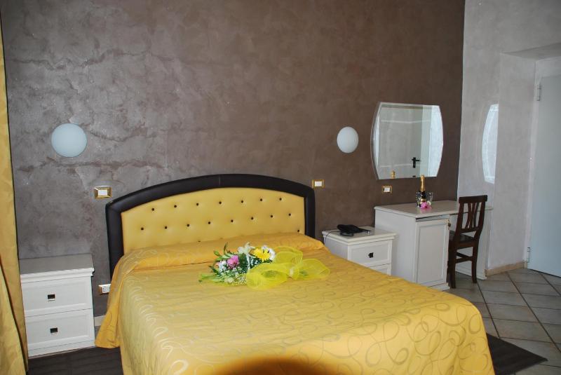 Triple Room image 3
