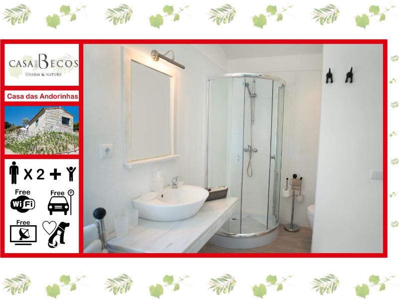 One-Bedroom Villa with Hot Tub image 2
