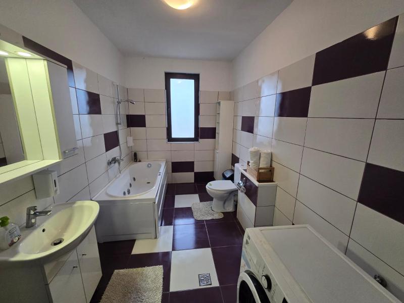 Premium Quadruple Room image 2