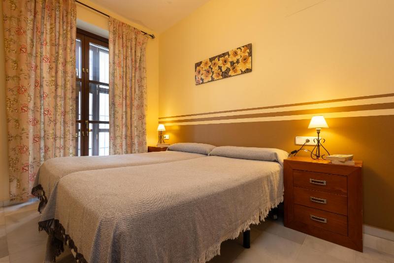 One-Bedroom Apartment image 2