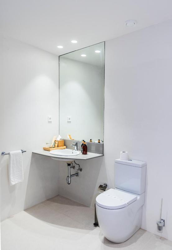 Superior Double Room image 4