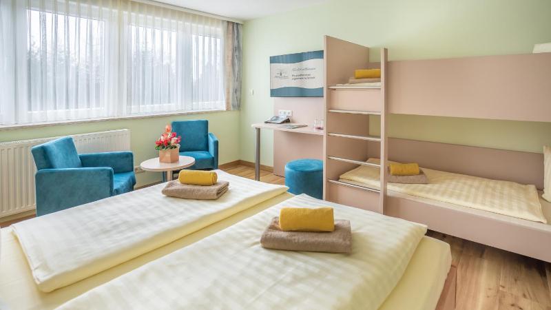 Standard Family Room image 1