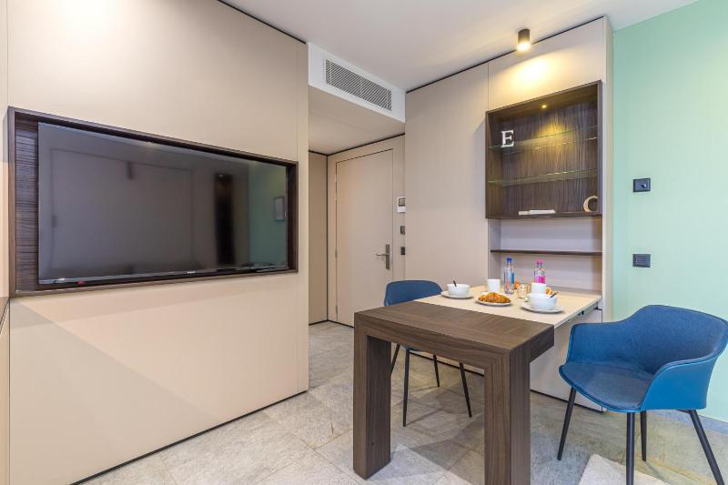 ICON H Lugano - Luxury Suites & Apartments - image 30