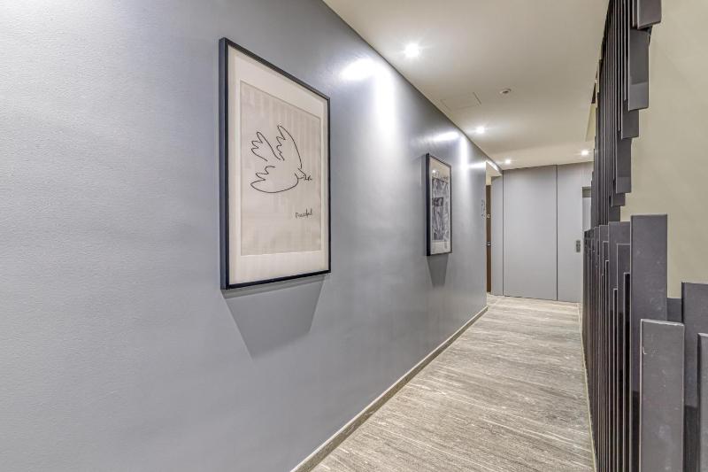 ICON H Lugano - Luxury Suites & Apartments - image 11