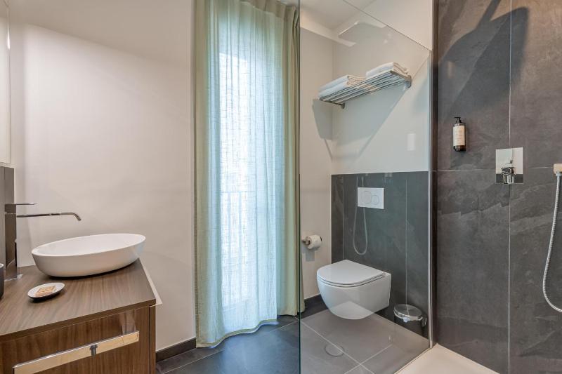 ICON H Lugano - Luxury Suites & Apartments - image 12