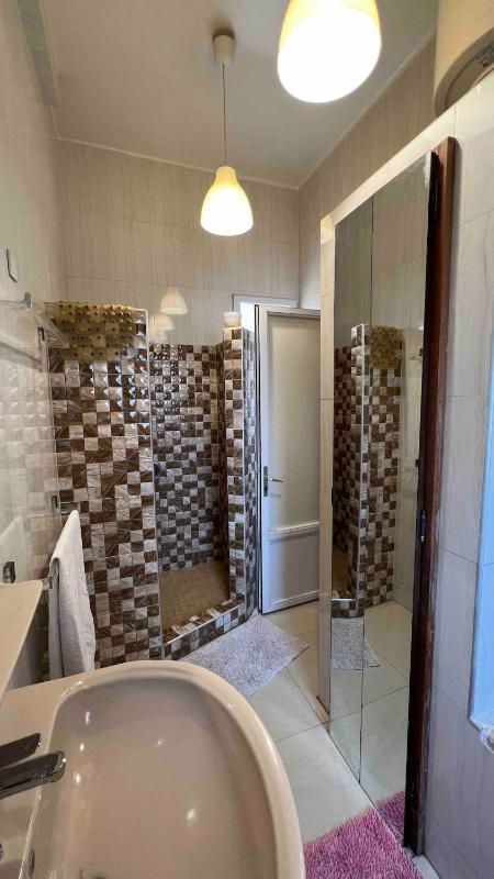 Petit appartement vintage - image 10