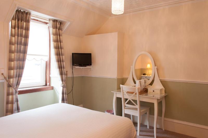 Double Room image 2