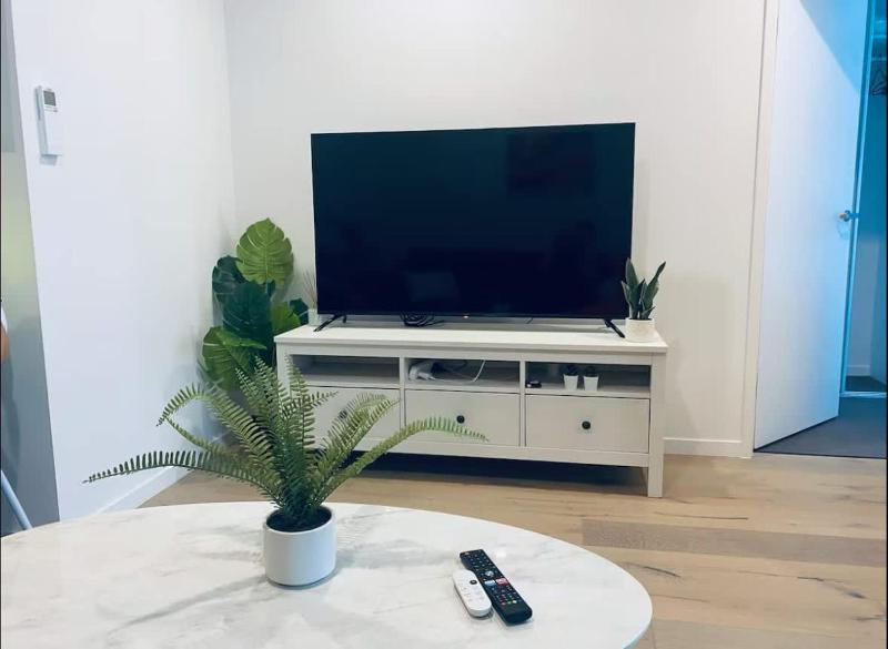 2BR-2BR-1Car-CBD-Pool-Shopping - image 10