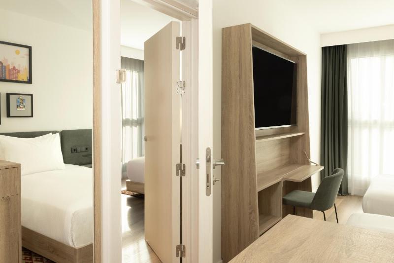 Hampton By Hilton Malaga Martiricos - image 17