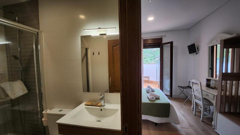 Double Room with Terrace image 1