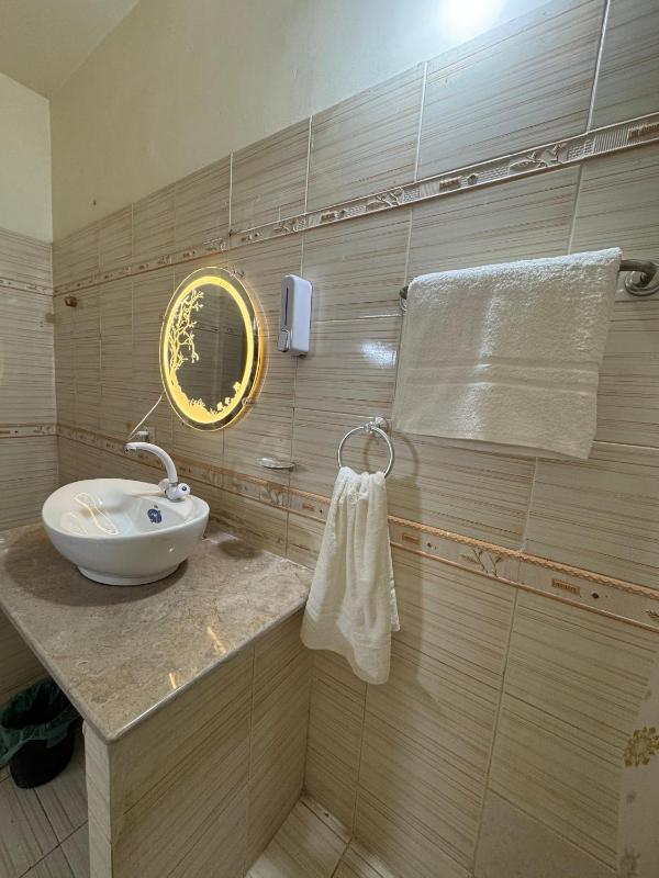 Rosewood Cottage - image 15
