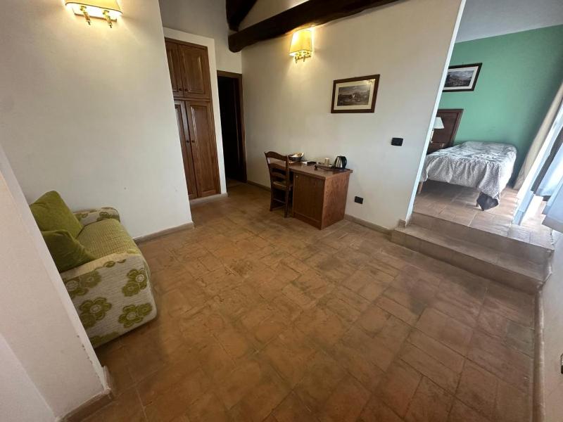 Standard Quadruple Room image 1