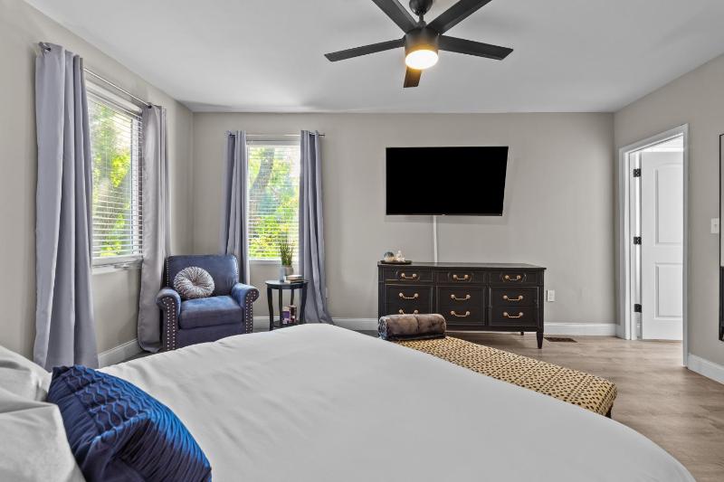 4700 West End Whimsy - image 11