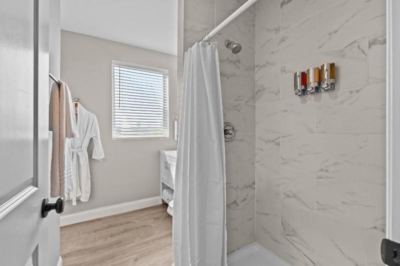 4700 West End Whimsy - image 7