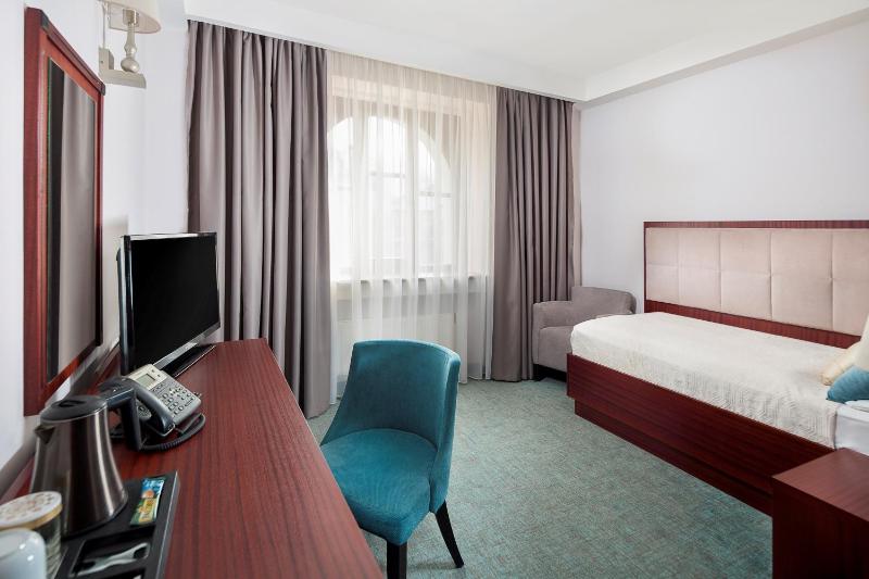 Single Room image 3