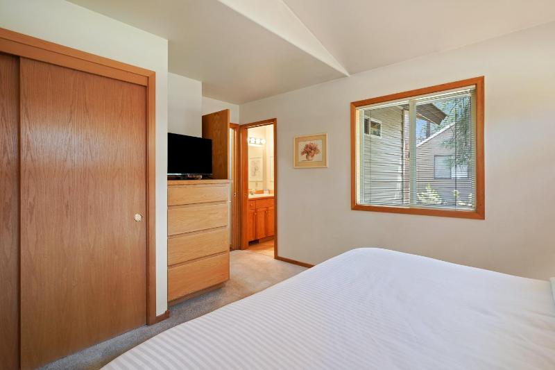 1 Colonial - image 49