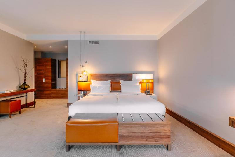 King Junior Suite image 4