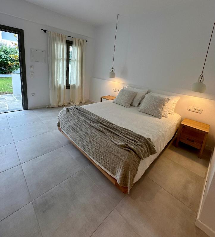 Paris Studios & Apartment - image 26