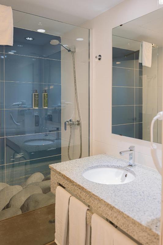 Two-Bedroom Apartment image 4