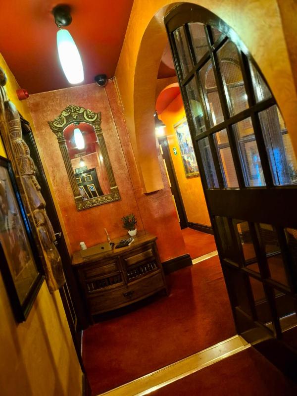Double Room with Private Bathroom image 2