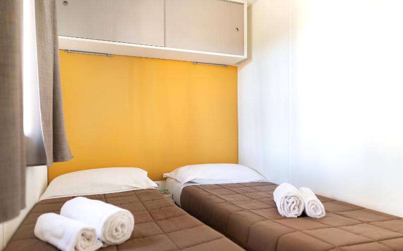 Three-Bedroom Chalet image 3