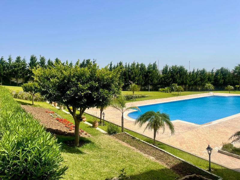 Appartement de vacances piscines et plage - image 12