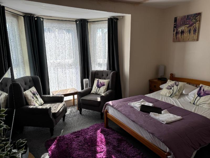 Suite with Sea View image 1