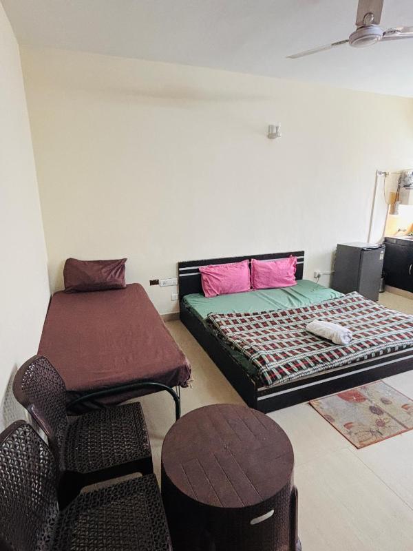 Cozy and Comfortable Stay At Vrindavan - image 10