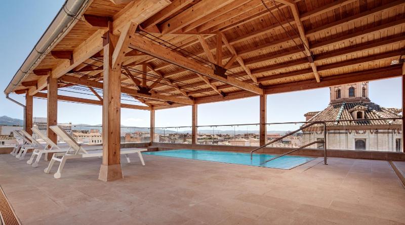 Sercotel Granada Suites - image 2