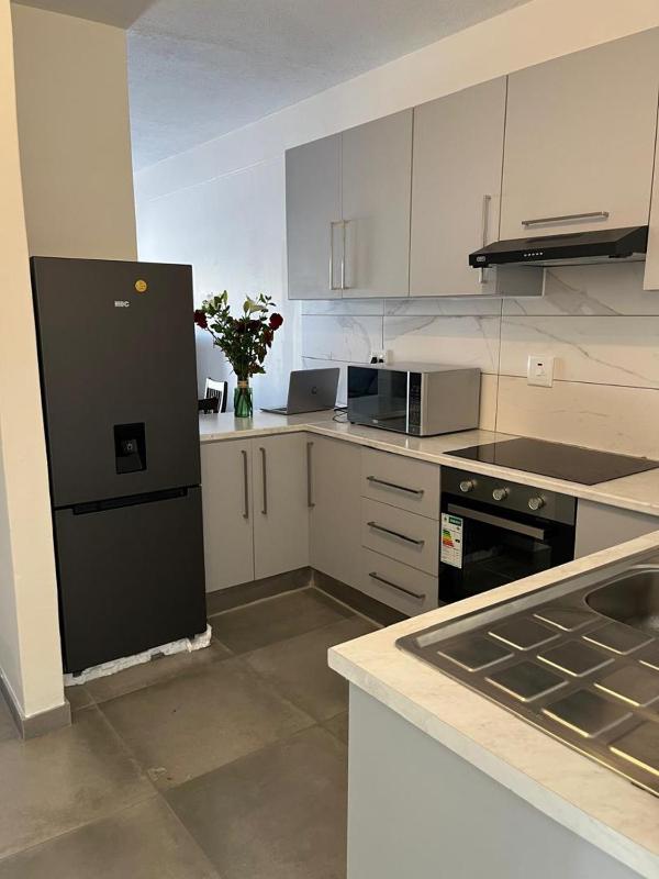 Fishers Court Apartment 29 - image 16
