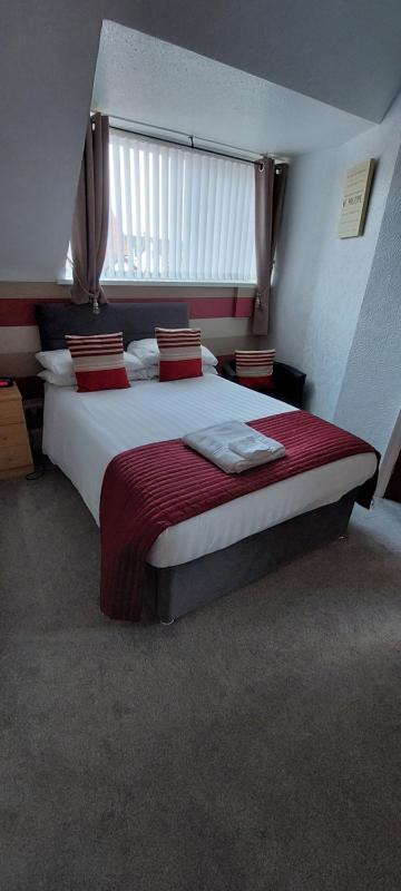 Single Room image 4