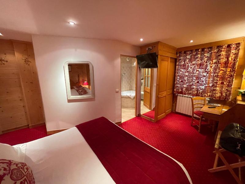 Superior Double Room image 1