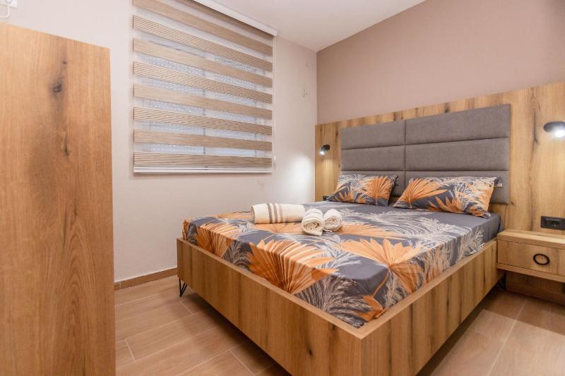 Two-Bedroom Apartment with Sea View image 4
