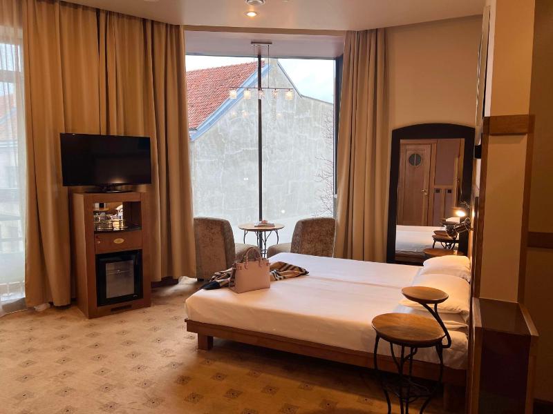 Best Western Santakos Hotel - image 41