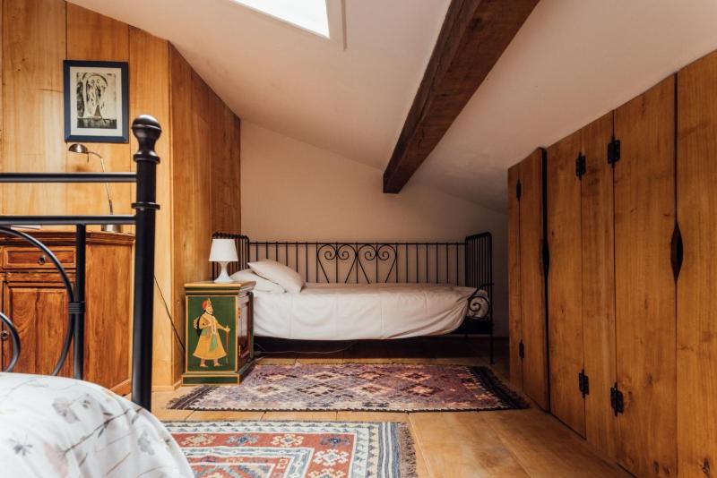 One-Bedroom Apartment image 1