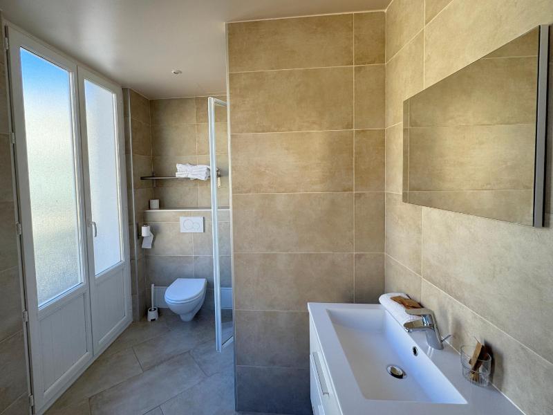 Quadruple Room image 3