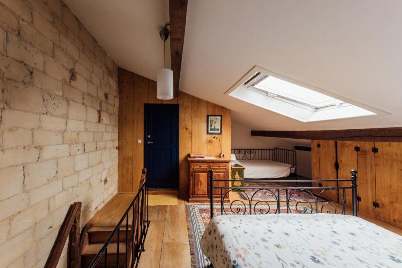 One-Bedroom Apartment image 2