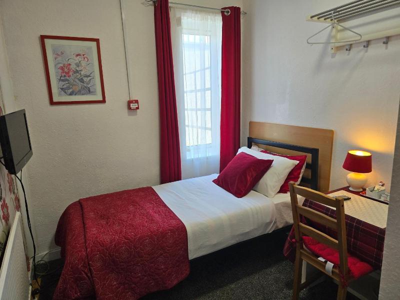 Budget Single Room image 1