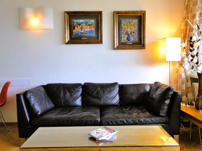 Studio Apartment image 2