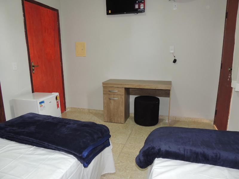 Hotel Continental - Próximo ao Mercado Central Mercado Novo e a Rodoviária - image 4