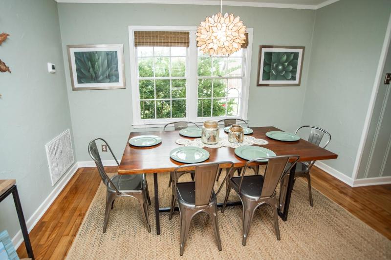 Oleander House - Pet Friendly PRIVATE POOL - image 32