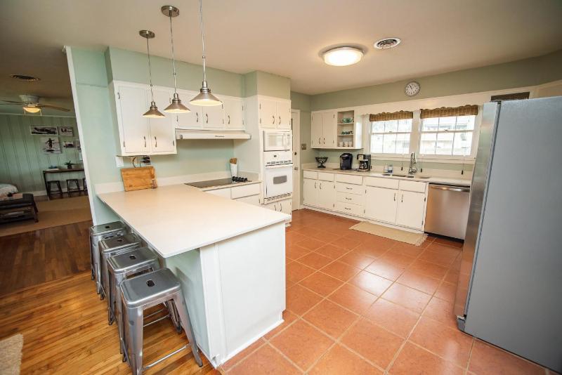 Oleander House - Pet Friendly PRIVATE POOL - image 36