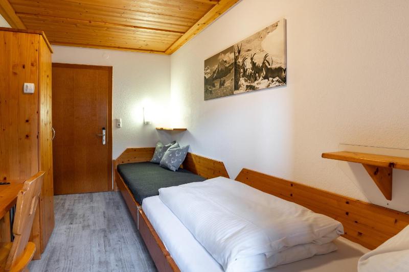 Single Room image 1