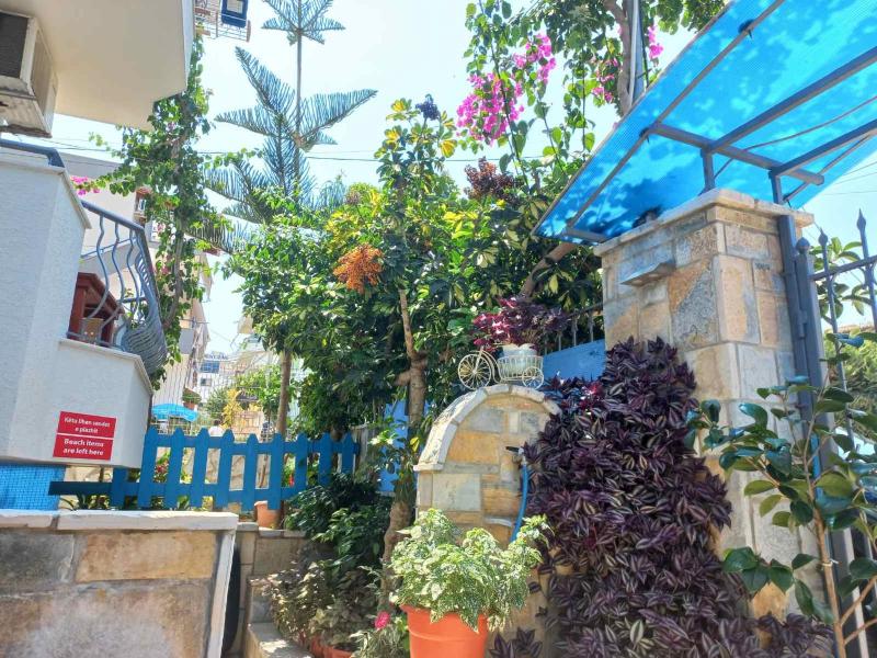 Classic Double Room with Balcony image 2