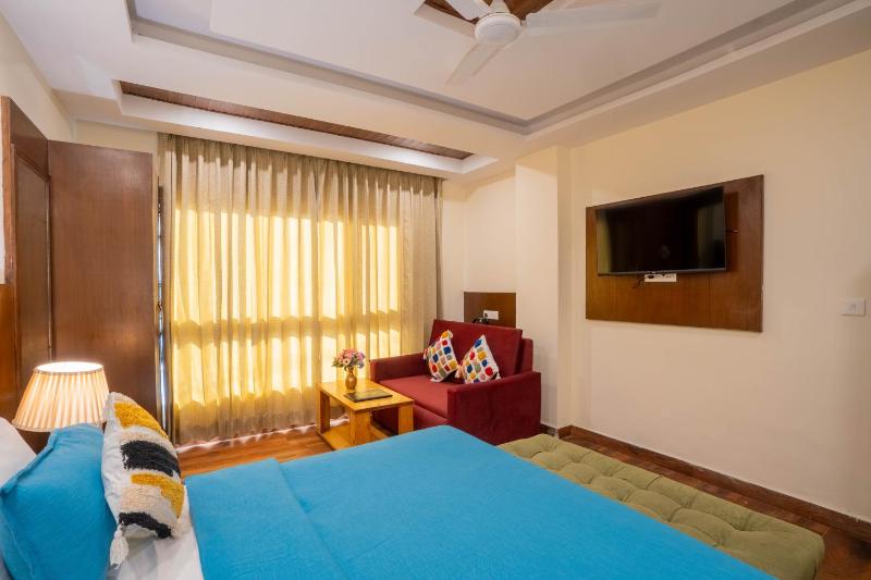 Perfectstayz Value Vista 5 min walk to Mall road - image 11